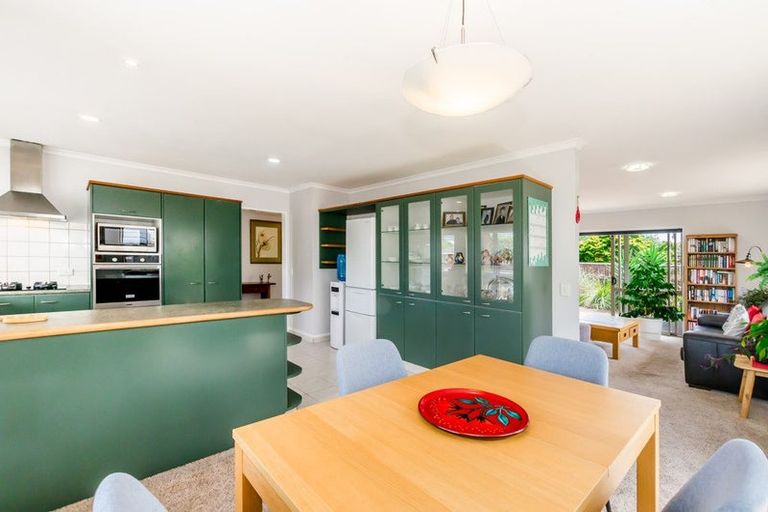 Photo of property in 17b Te Kupe Road, Paraparaumu Beach, Paraparaumu, 5032
