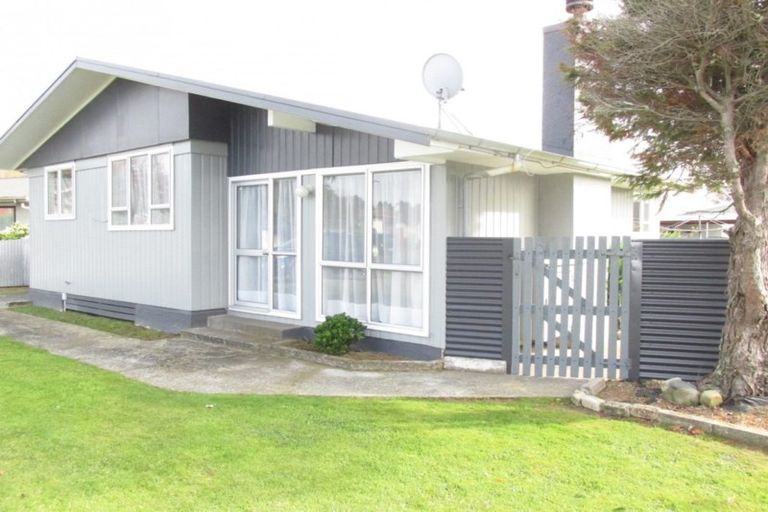 Photo of property in 5 Robert Shortt Street, Wairoa, 4108