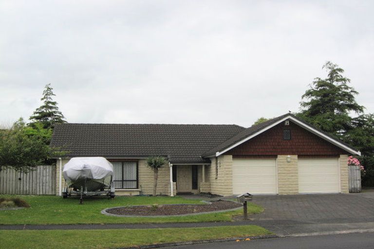 Photo of property in 16 Peridot Place, Conifer Grove, Takanini, 2112