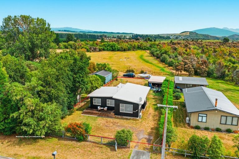 Photo of property in 35 Oruatua Avenue, Tauranga Taupo, Turangi, 3382