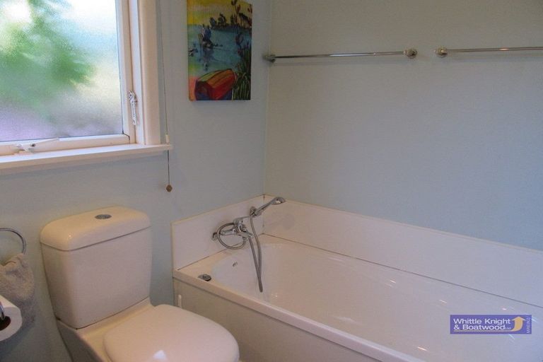 Photo of property in 11 Milnebank Street, Upper Riccarton, Christchurch, 8041