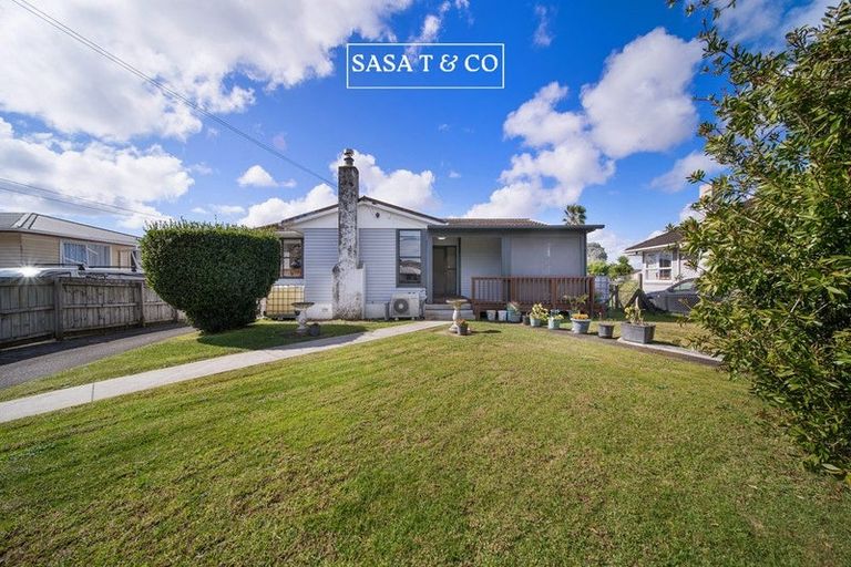 Photo of property in 29 Blake Road, Mangere East, Auckland, 2024