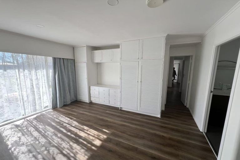 Photo of property in 11 Holden Place, Manukau, Auckland, 2025