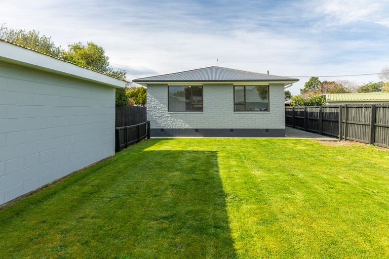 Photo of property in 330 Keyes Road, New Brighton, Christchurch, 8083