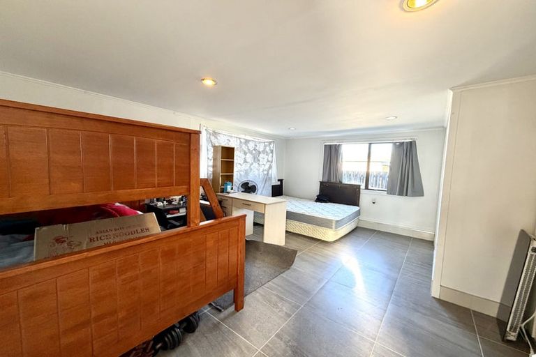 Photo of property in 23 Hyperion Drive, Randwick Park, Auckland, 2105