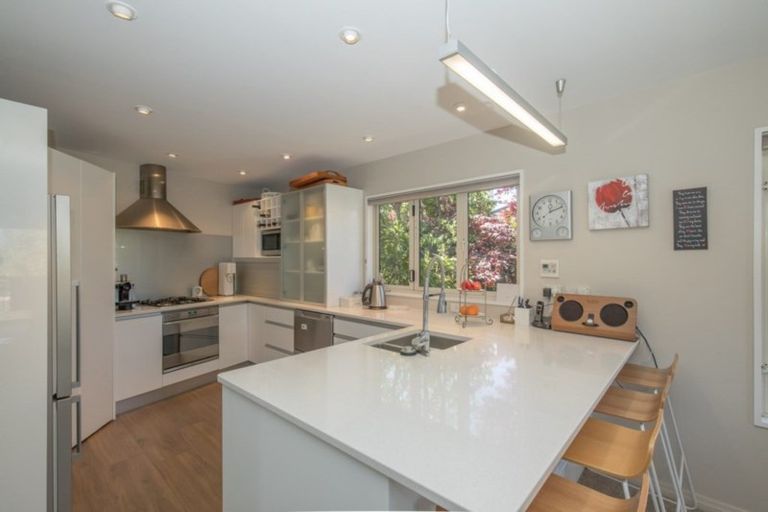 Photo of property in 10 Mulberry Lane, Wanaka, 9305