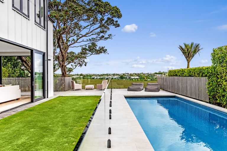 Photo of property in 71a Ngataringa Road, Devonport, Auckland, 0624