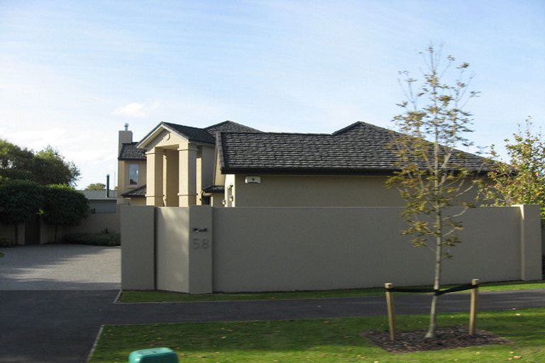 Photo of property in 58 Hamilton Avenue, Ilam, Christchurch, 8041