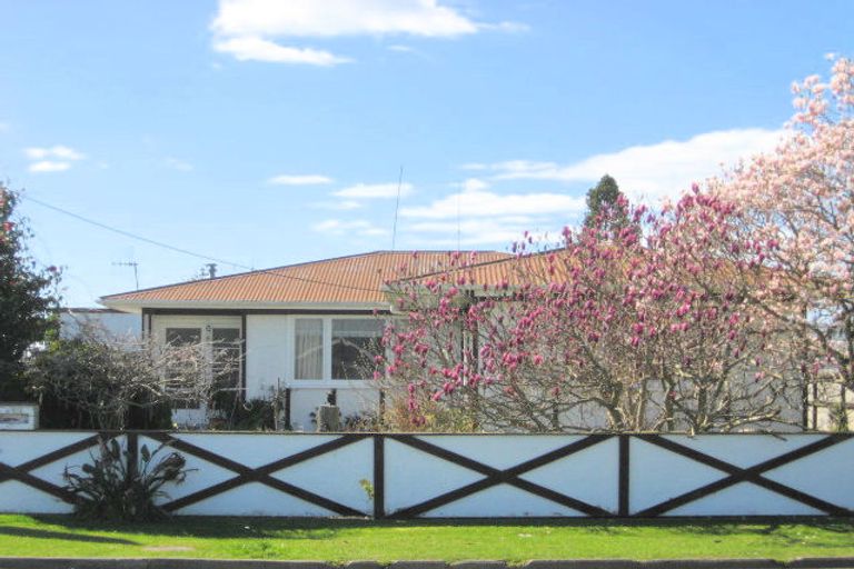 Photo of property in 19 Kauri Street, Edgecumbe, 3120