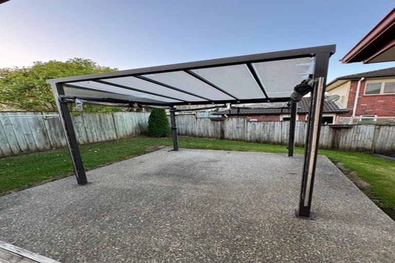 Photo of property in 20 Mission Heights Drive, Flat Bush, Auckland, 2016