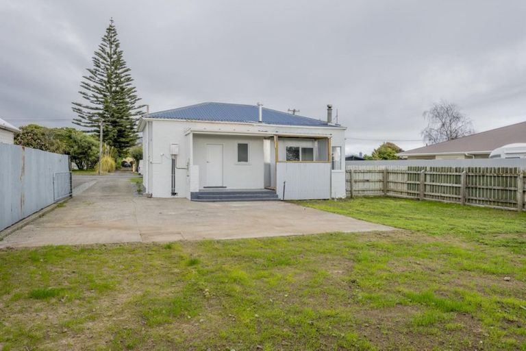 Photo of property in 12 Stuckey Street, Levin, 5510