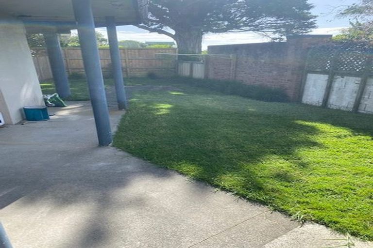 Photo of property in 2 Bartley Street, Northcote Point, Auckland, 0627