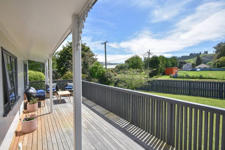 Photo of property in 9 Lynas Street, Outram, 9019