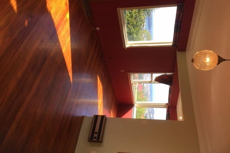Photo of property in 130 Gladstone Road, Dalmore, Dunedin, 9010
