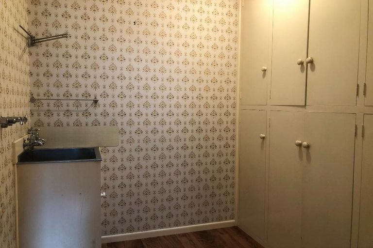 Photo of property in 302b King Street South, Hastings, 4122