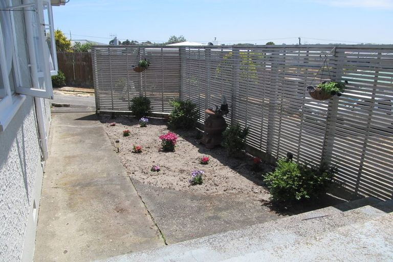 Photo of property in 9 Burns Street, Tawhero, Whanganui, 4501