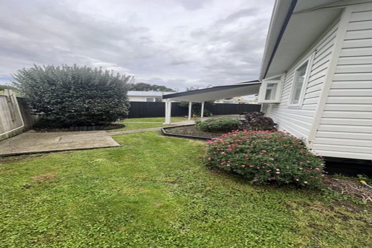 Photo of property in 40 Linwood Drive, Paraparaumu, 5032