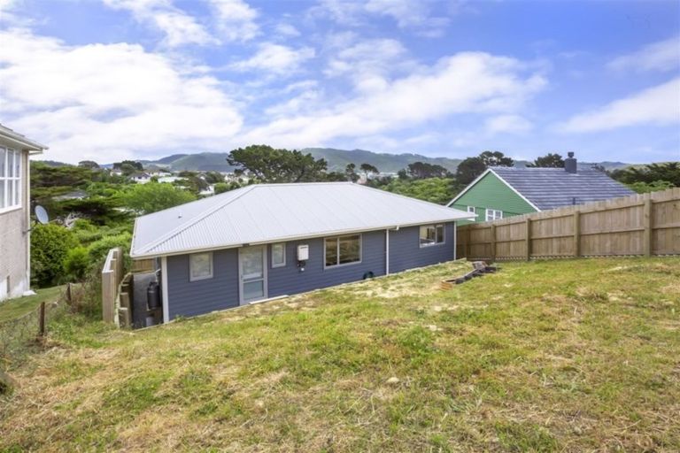 Photo of property in 17a Gloucester Street, Cannons Creek, Porirua, 5024