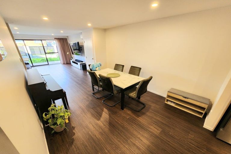 Photo of property in 4/55 Great South Road, Papakura, 2110