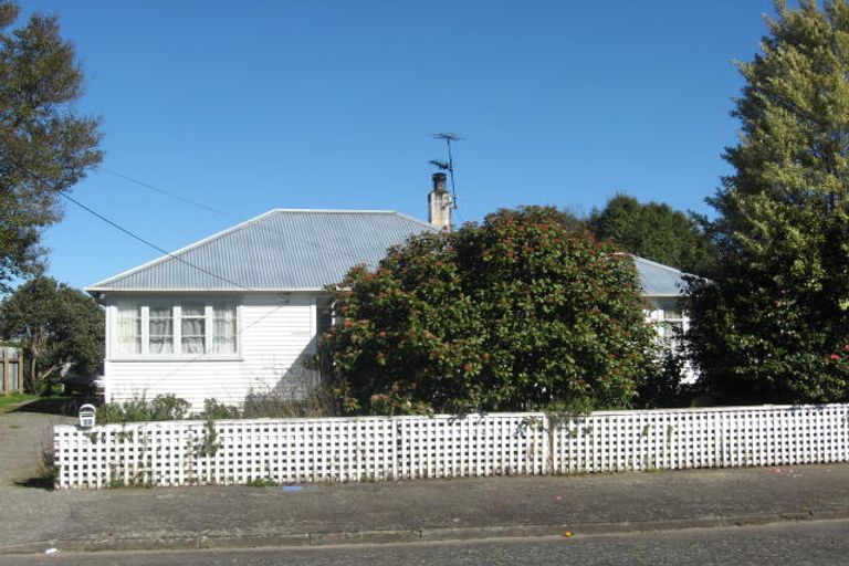 Photo of property in 22 Wakelin Street, Carterton, 5713