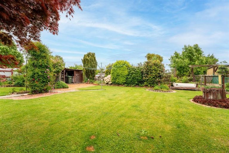 Photo of property in 6 Moorhouse Street, Waimate, 7924