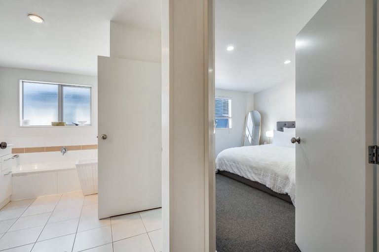Photo of property in 40c Miro Street, Mount Maunganui, 3116