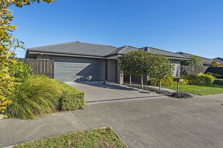 Photo of property in 15 Ishwar Ganda Boulevard, Halswell, Christchurch, 8025