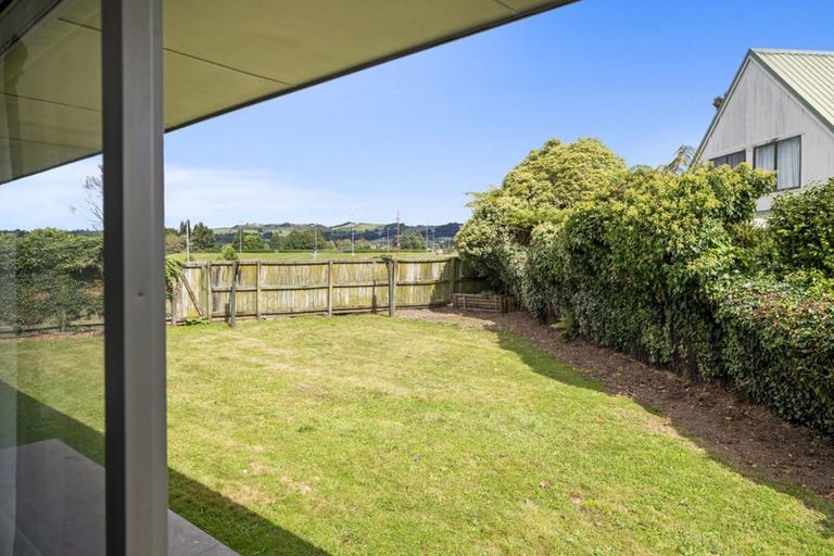 Photo of property in 10b Pharoah Place, Pomare, Rotorua, 3015
