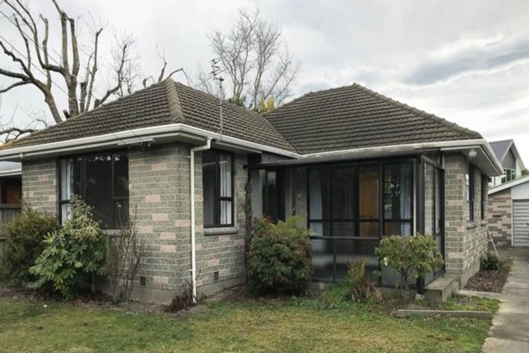 Photo of property in 47 Liverton Crescent, Bishopdale, Christchurch, 8053