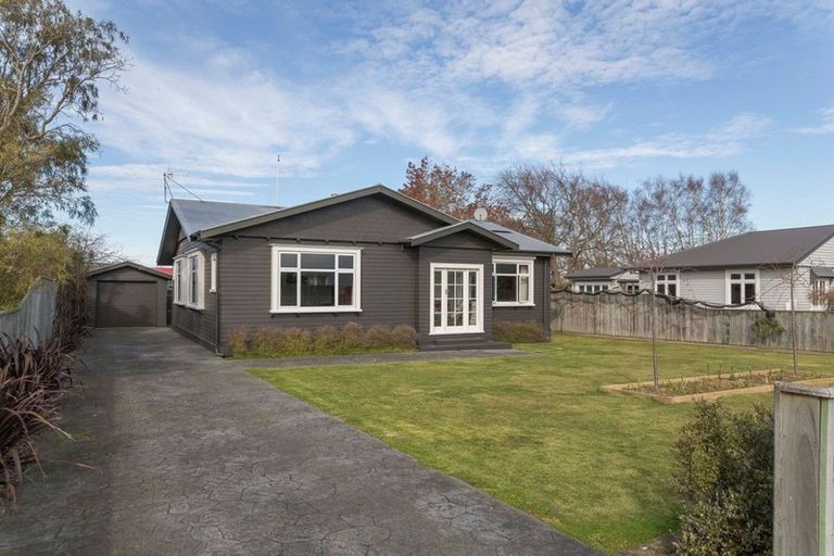 Photo of property in 4 Ranfurly Street, Dannevirke, 4930