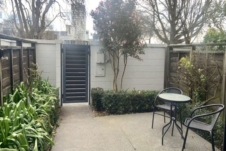 Photo of property in 34 Latimer Square, Christchurch Central, Christchurch, 8011