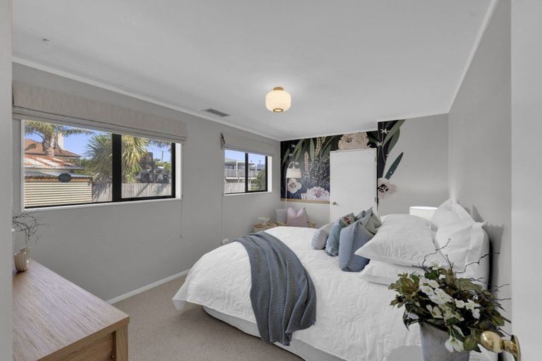 Photo of property in 8 Taipari Avenue, Raglan, 3225