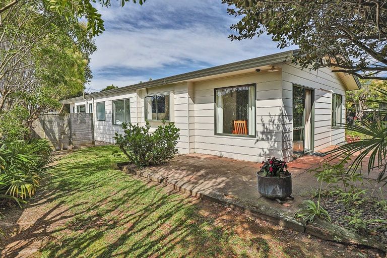 Photo of property in 7a Bucksburn Place, Greenmeadows, Napier, 4112