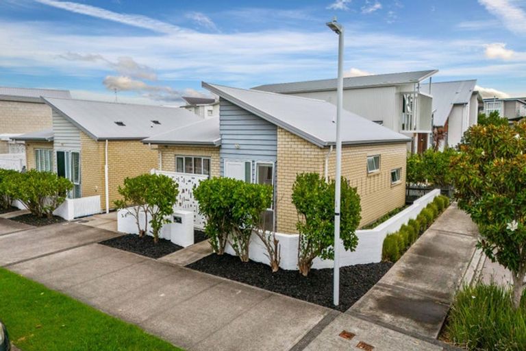Photo of property in 194 Clark Road, Hobsonville, Auckland, 0616