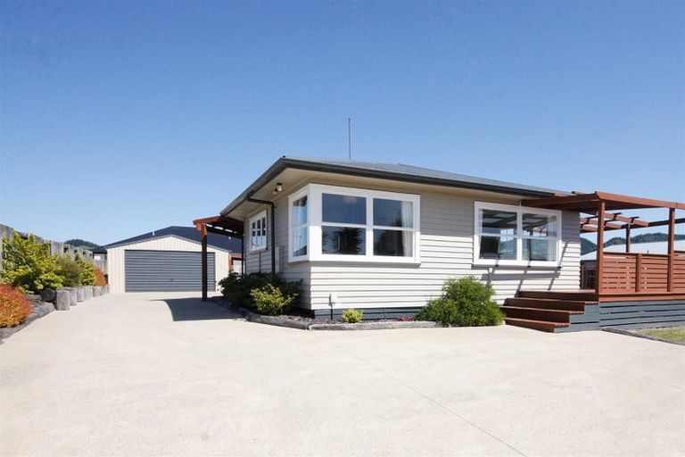 Photo of property in 5 Porikapa Road, Owhata, Rotorua, 3010