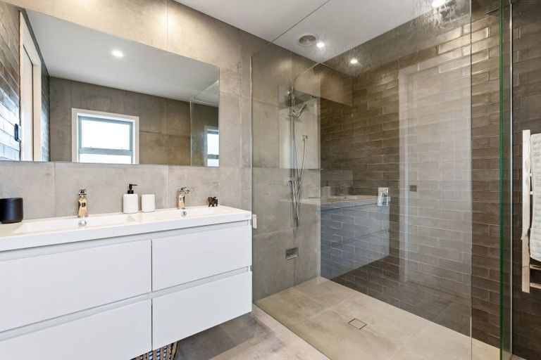 Photo of property in 42 Arbuckle Road, Frimley, Hastings, 4120