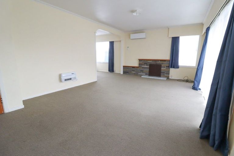 Photo of property in 33 Nevada Road, Silverdale, Hamilton, 3216