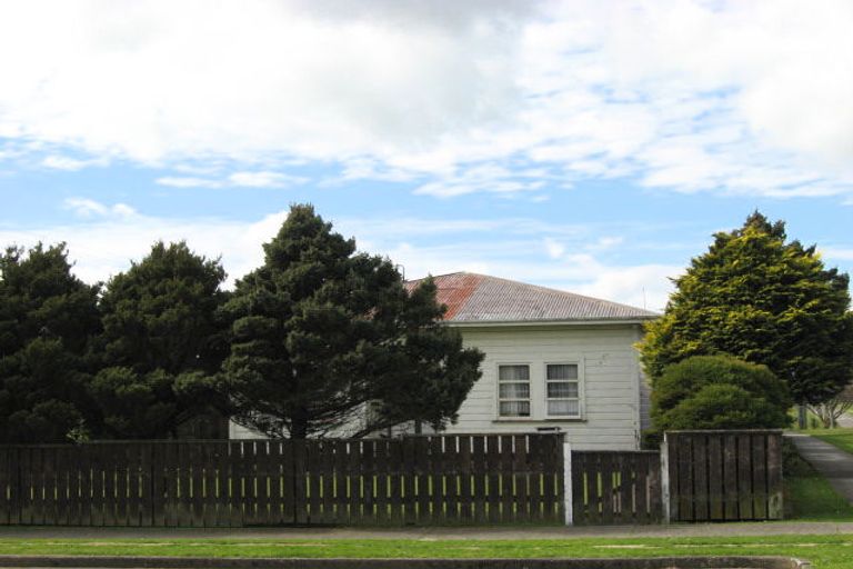 Photo of property in 43 Stout Street, Shannon, 4821