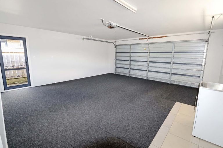 Photo of property in 37 Fraser Colman Grove, Wainuiomata, Lower Hutt, 5014