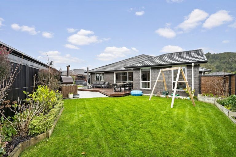 Photo of property in 38 Buddle Road, Wallaceville, Upper Hutt, 5018