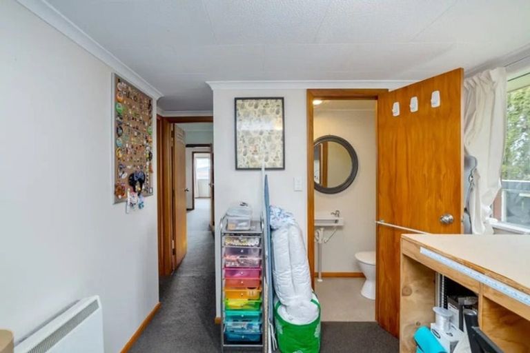 Photo of property in 17a Keir Crescent, Lansdowne, Masterton, 5810