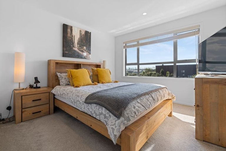 Photo of property in 19 Kaha Road, Takanini, 2110