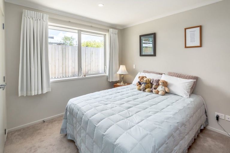 Photo of property in 25 Tarata Grove, Lansdowne, Masterton, 5810