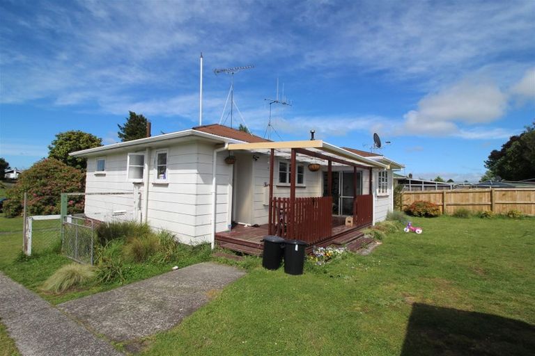 Photo of property in 208 Balmoral Drive, Tokoroa, 3420