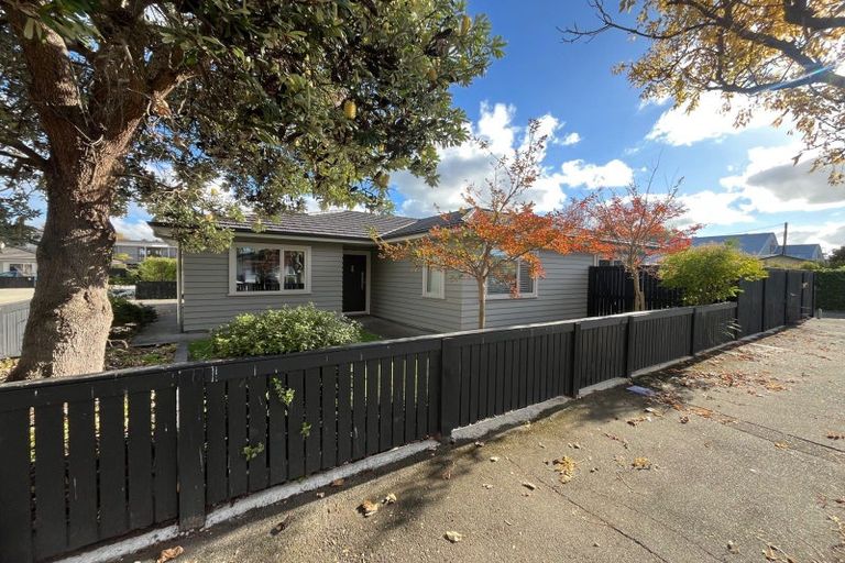 Photo of property in 30 Ranfurly Street, Hokowhitu, Palmerston North, 4410