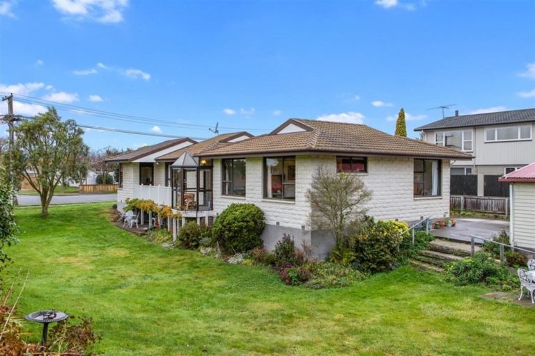Photo of property in 19 Craven Street, Sockburn, Christchurch, 8042