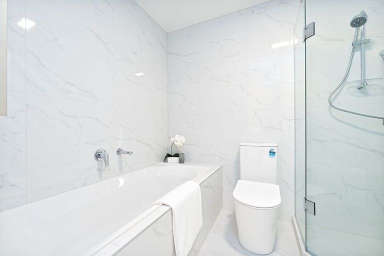 Photo of property in 80d Matipo Road, Te Atatu Peninsula, Auckland, 0610