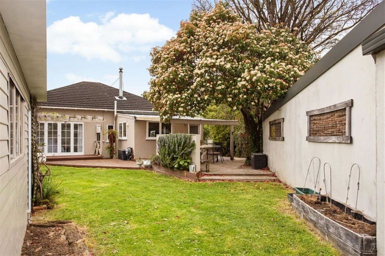 Photo of property in 15 Flockton Street, Mairehau, Christchurch, 8013