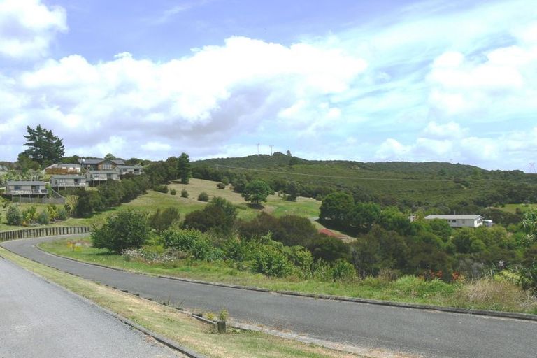 Photo of property in 25 Ash Grove Circle, Haruru, 0204