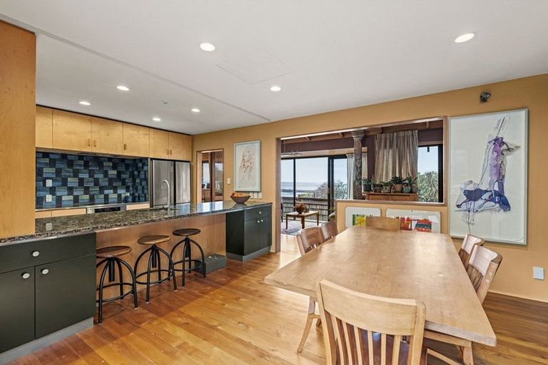 Photo of property in 198a Mount Pleasant Road, Mount Pleasant, Christchurch, 8081
